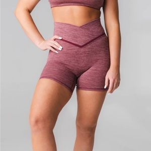 Vitality Balance Daydream V Volley Short - Blackberry Rose